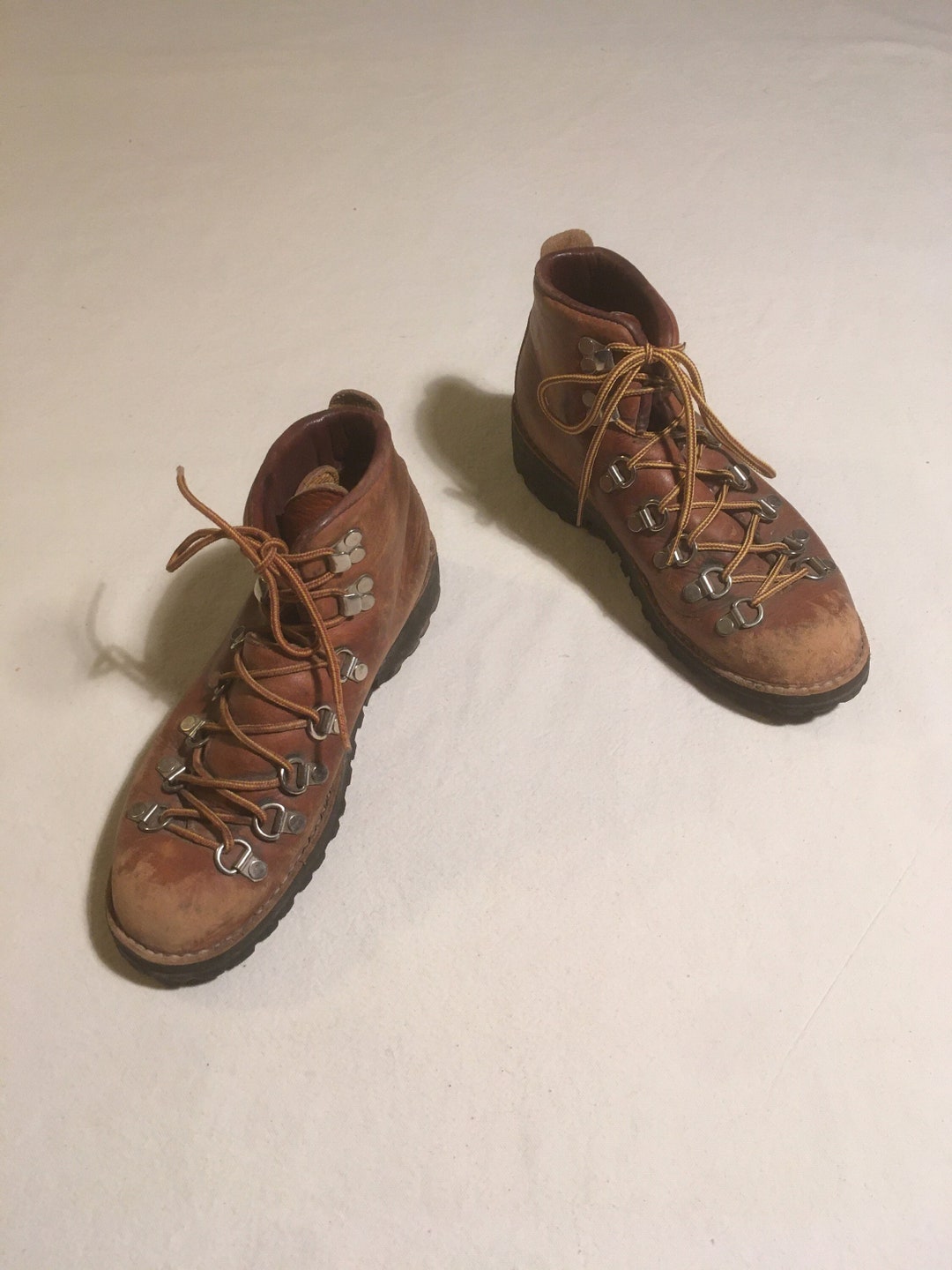 Danner light shop 344