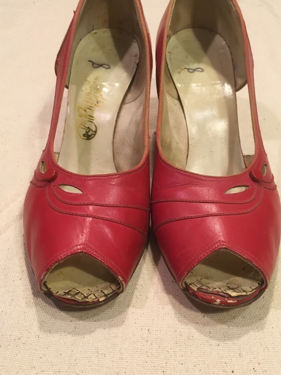 vintage 40s red leather peep toe pumps womens sho… - image 7