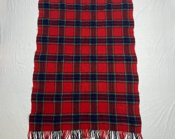 vintage anni '60 pendleton woolen mills coperta scozzese rossa in pura lana vergine con orlo a frange realizzata negli usa