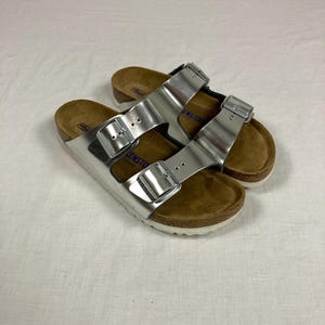 vintage birkenstock arizona metallic silver sandals made in germany 39 soft footbed 250 L8 / M6 white sole