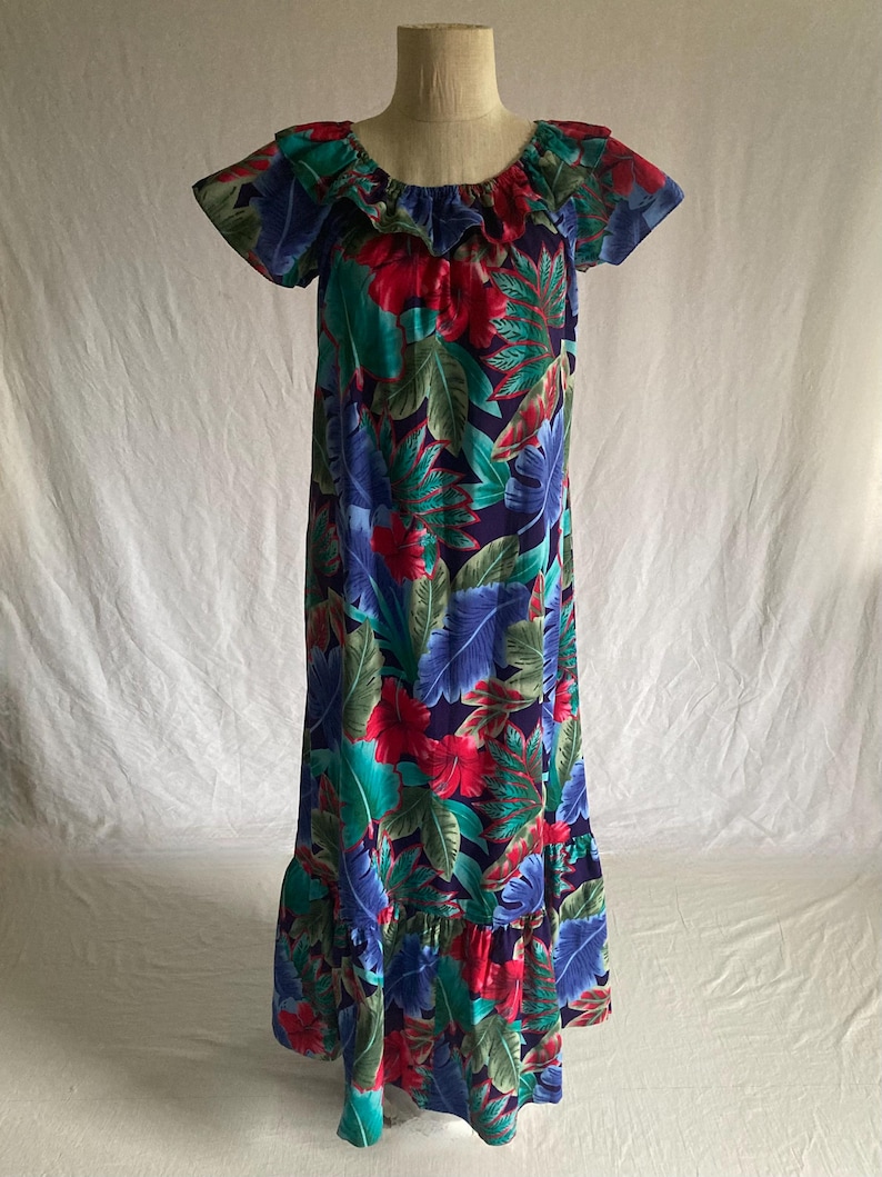 Vintage 90s Hilo Hattie Muumuu Hawaiian Original Hibiscus Print Dress ...