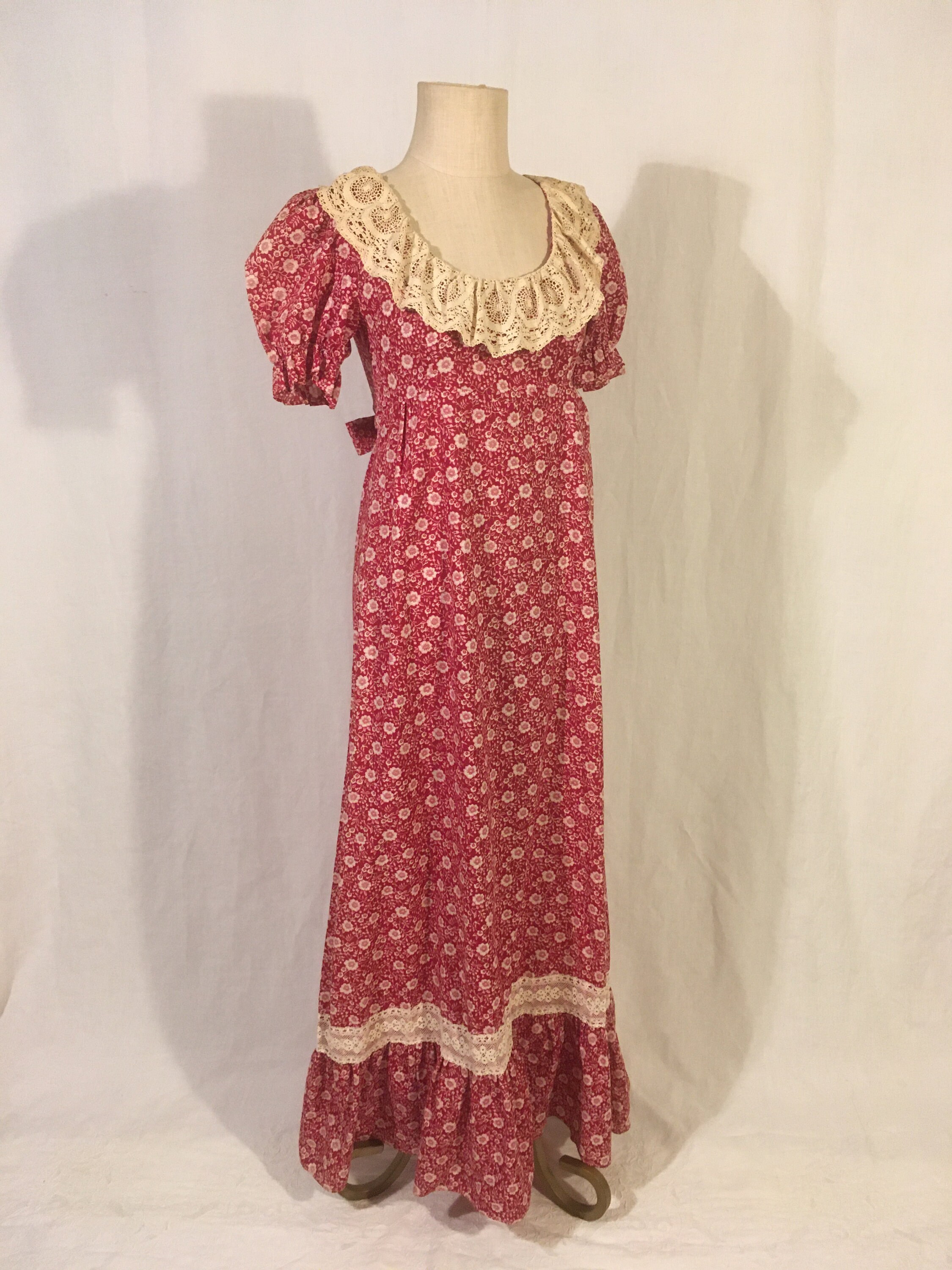 Vintage 70s Cranberry Red Floral Chintz Empire Waist Dress Puffy