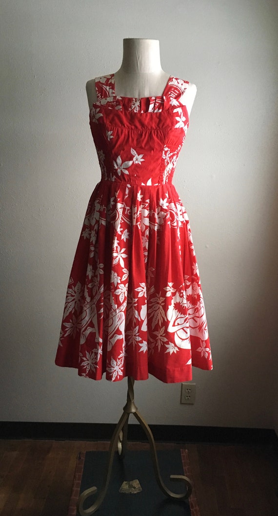 vintage 50s alfred shaheen dress bombshell honolul