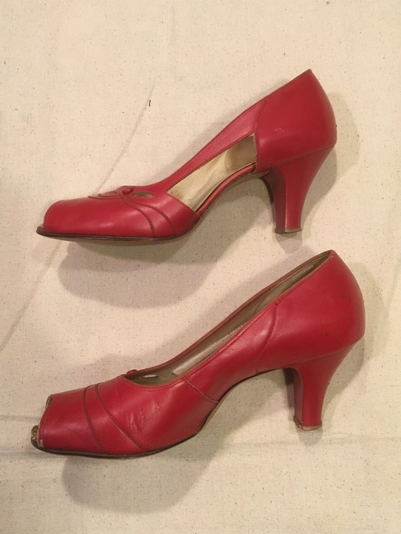 vintage 40s red leather peep toe pumps womens sho… - image 3