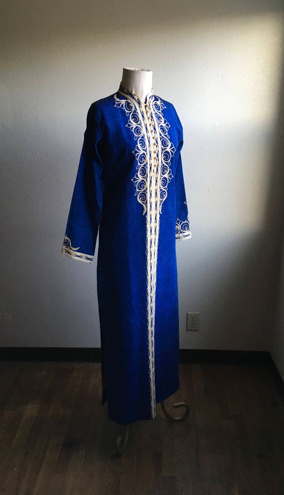 vintage 70s handmade embroidered moroccan blue kaf