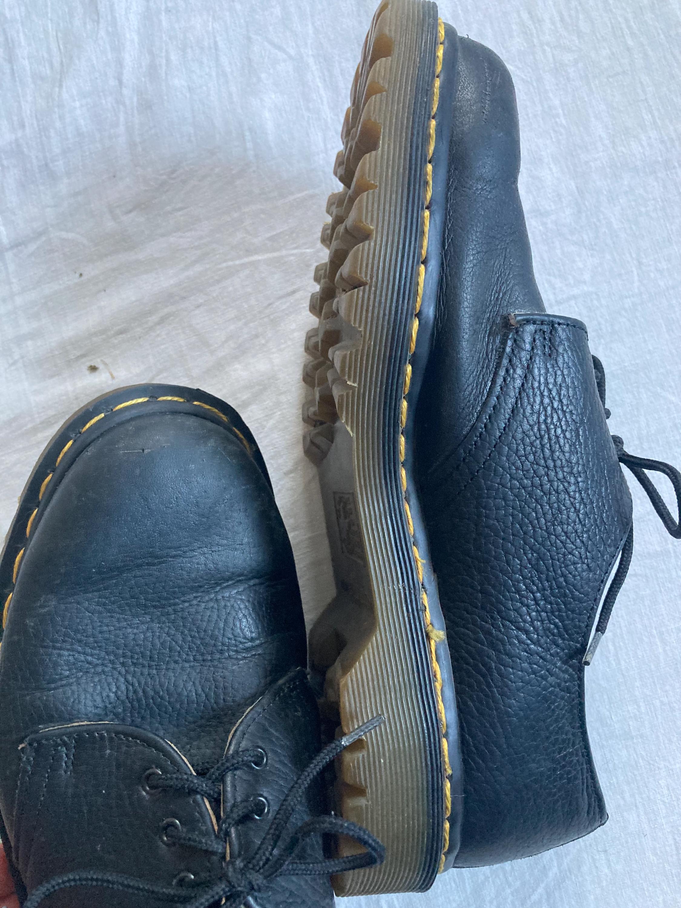 Vintage 90s Dr Martens Made in England Black Leather Oxford  display picture 1