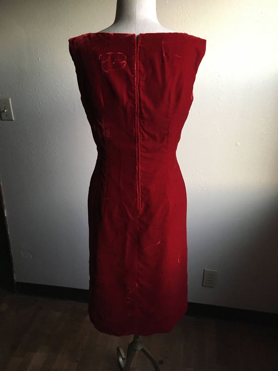 vintage 60s red velvet zip up back boat neck slee… - image 5