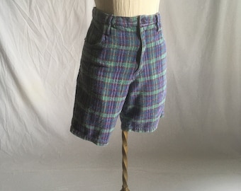 vintage 90s fuzzy flannel shorts cotton plaid free fall high waist 29 30