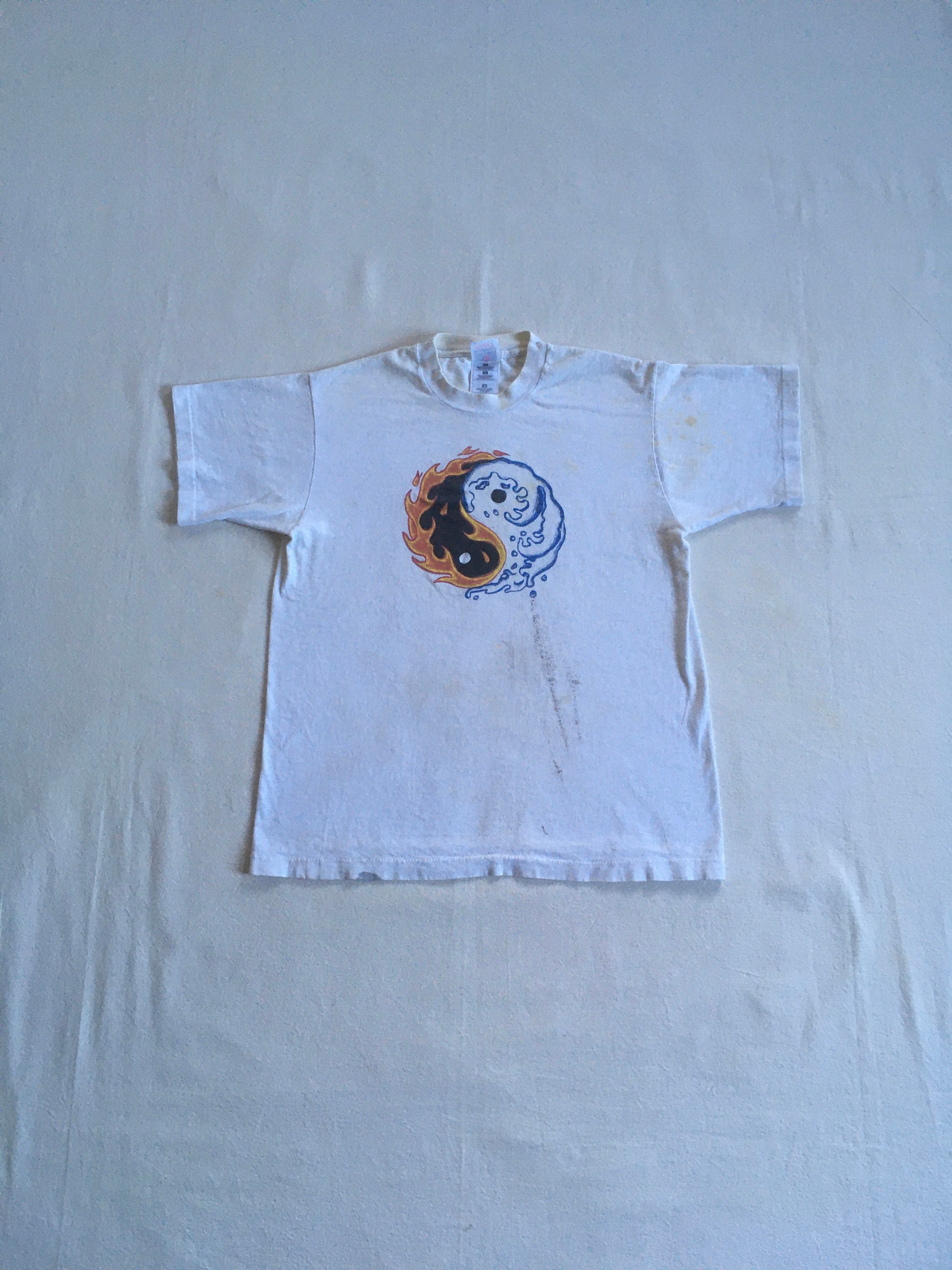 Vintage 90s Yin Yang T Shirt Ss Fruit of the Loom Heavy Cotton M