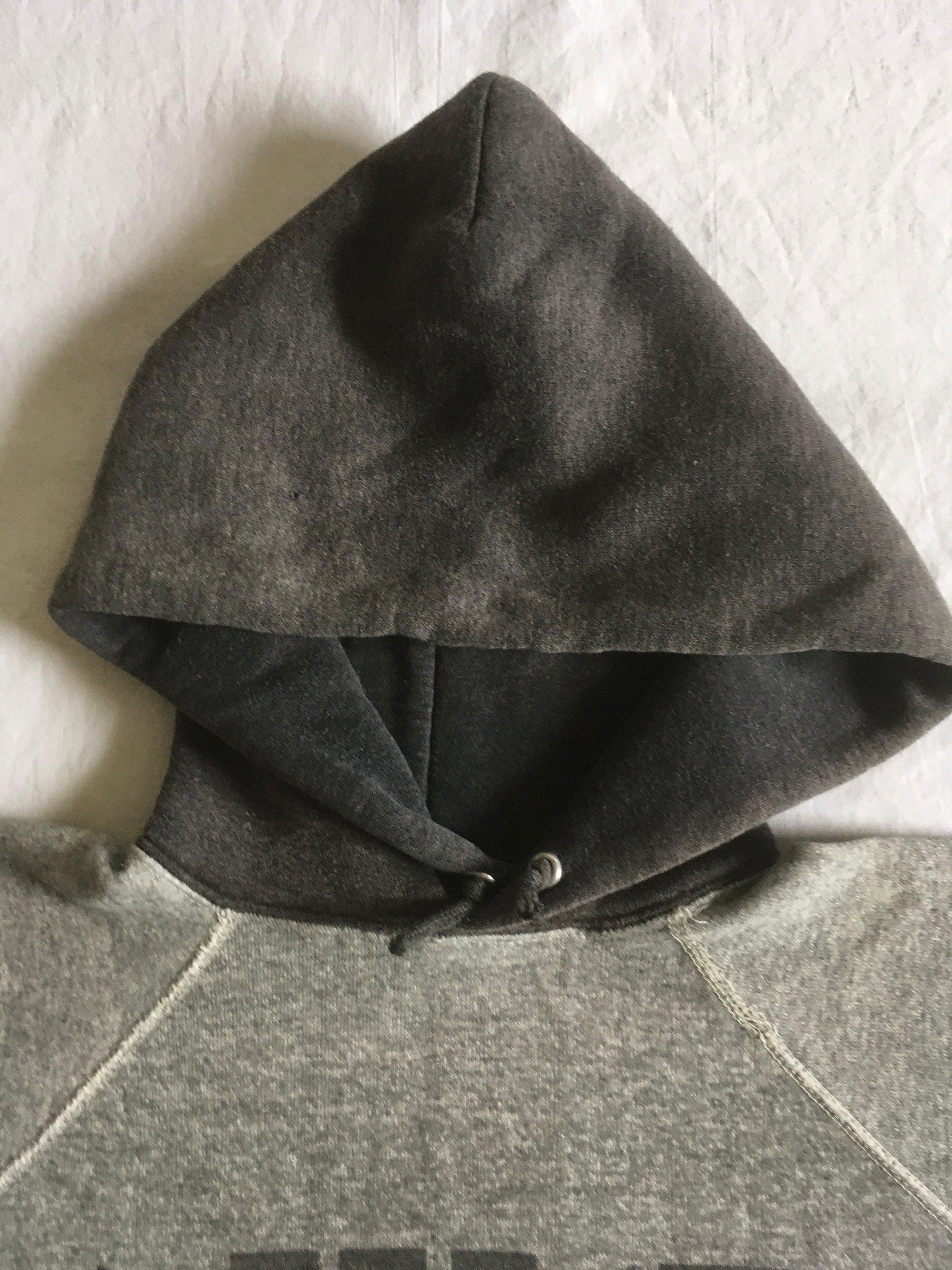 Vintage 70s Nike Raglan Two Tone Hooded Kangaroo Pocket Vintage 70s Nike Raglan Two Tone Hooded Kangaroo Pocket