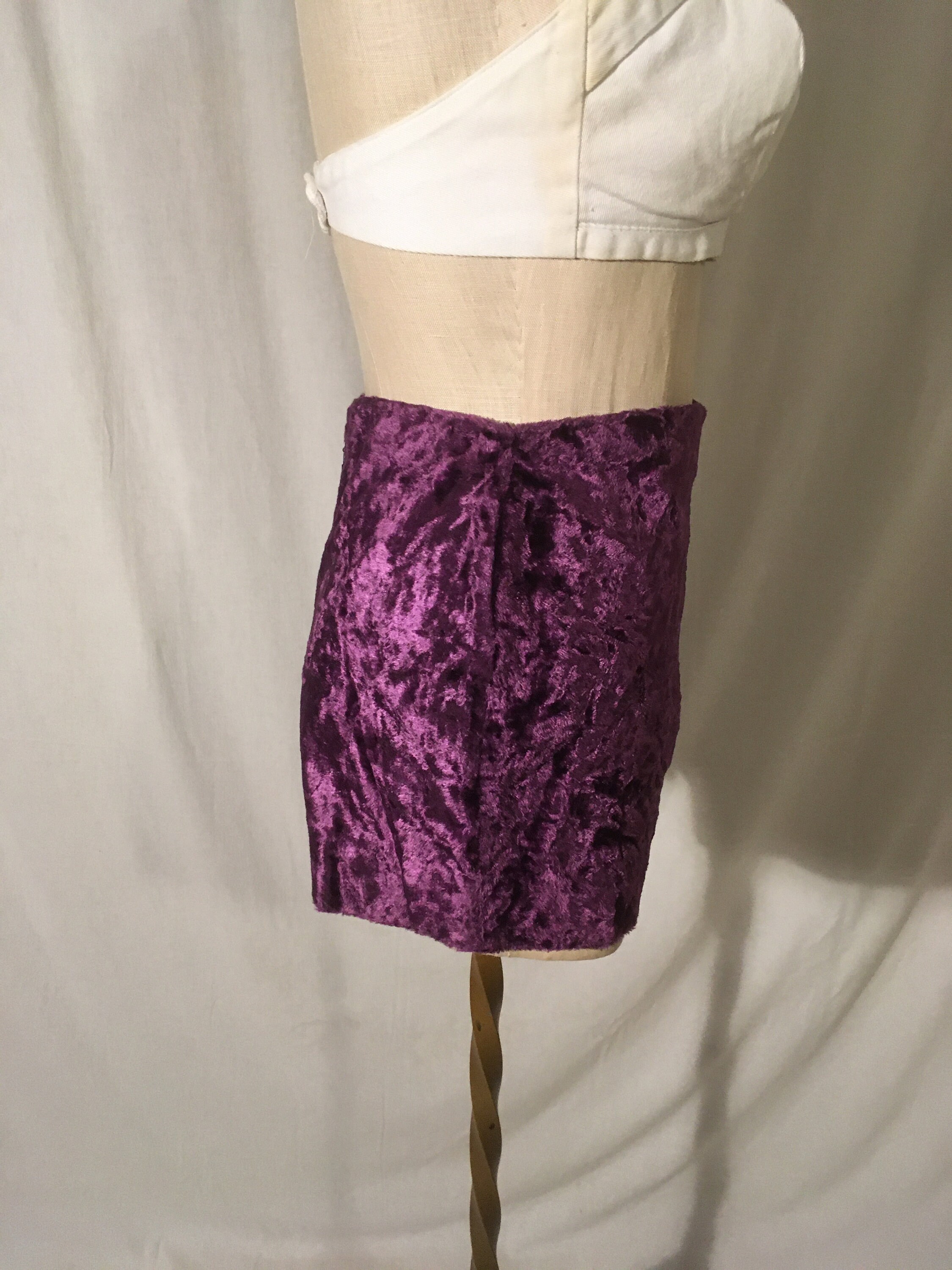 Vintage 60s Handmade Ooak Zip Back Purple Crushed Velvet