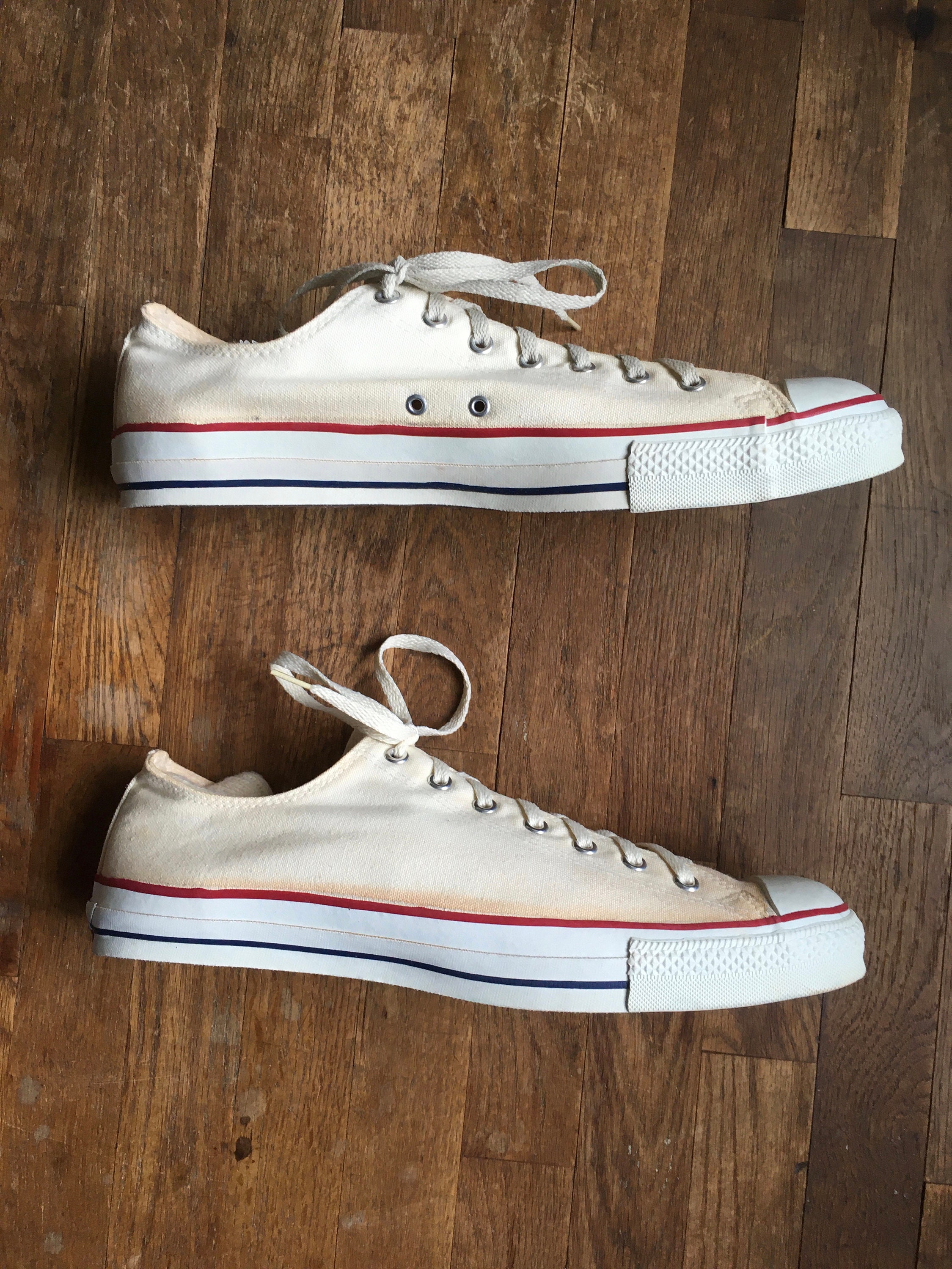Vintage Converse Made in USA Low Top Natural White Canvas  display picture 1
