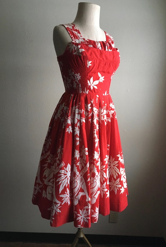 vintage 50s alfred shaheen dress bombshell honolu… - image 2