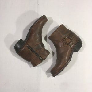 Snub toe best sale boots