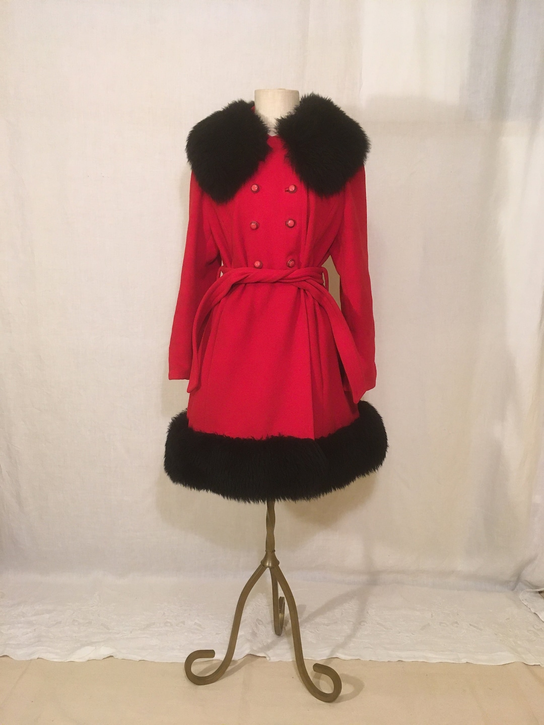 Gab Red Vintage 60s Womens Red Wool Blackfake Fur Collar Hem Trim Winter Coat ...