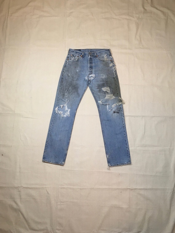 vintage levis 501 ripped jeans made in usa 32 x33