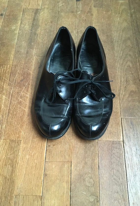 Vintage des années 70 1974 craddock terry USA moc toe en cuir noir militaire uniformes wo chaussures taille 8 1/2 B Vintage des années 70 1974 craddock terry USA USA USA moc toe en cuir noir militaire uniformes wo chaussures taille 8 1/2 B 379470