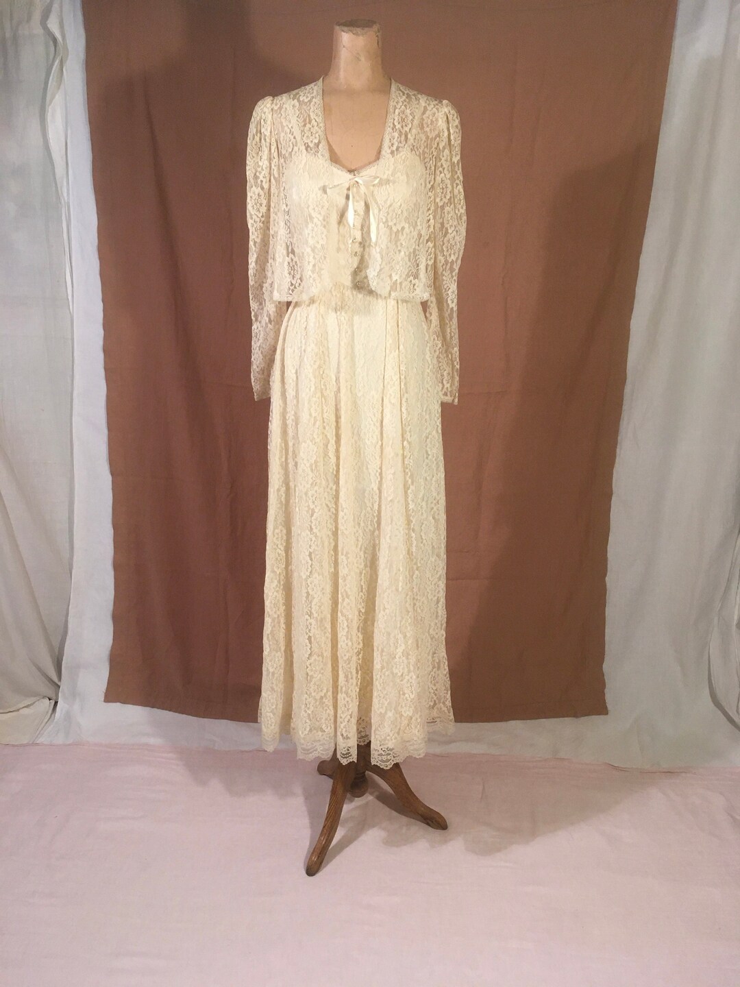Vintage 70s Gunne Sax Jessica Ivory White Satin Floral Lace Bodice ...