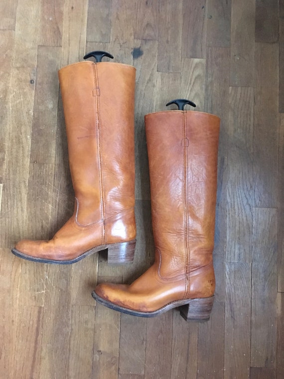 Vintage des années 80 frye 6509 cuir tan campus botte made in usa wo chaussures taille 8 B | Belle Et Charmante
Vintage des années 80 frye 6509 cuir tan campus campus campus botte made in usa wo chaussures taille 8 B | Belle Et Charmante
77c1e0