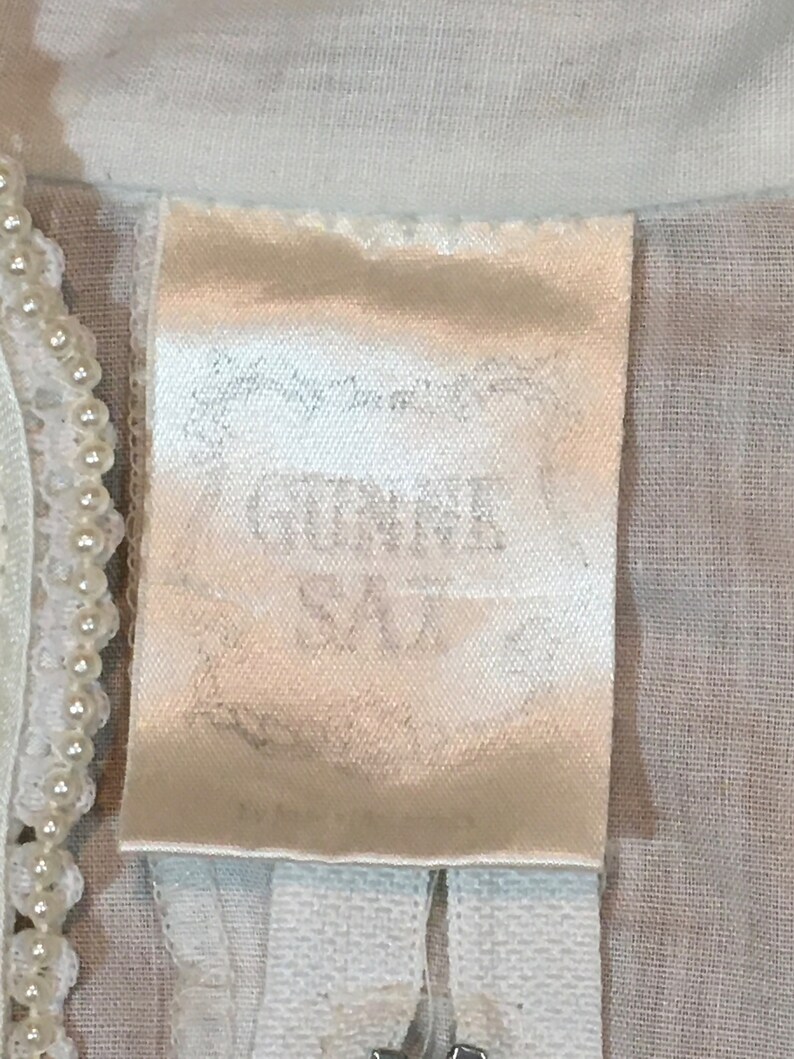 vintage 70s gunne sax high neck deep v zip back tie back white prairie dress