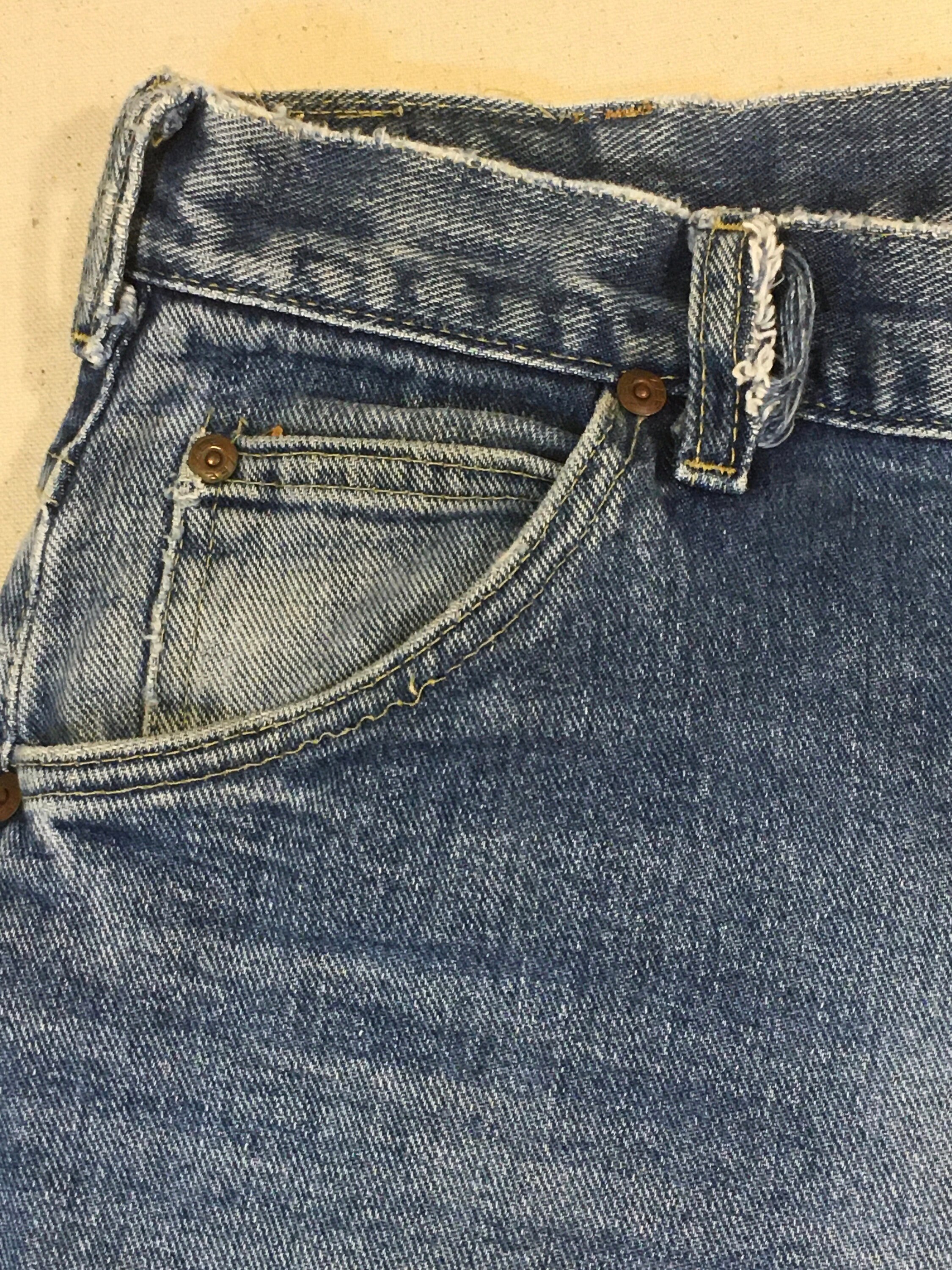 Vintage 70s Lee Riders Leather Patch Lee Rivets Blue Jeans Vintage 70s Lee Riders Leather Patch Lee Rivets Blue Jeans