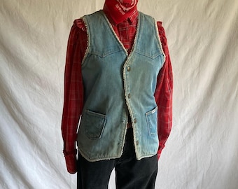 vintage 70s wrangler no fault sanfor set denim kamizelka sherpa podszyta niebieski dżins chevron western wear ranch rodeo snap up