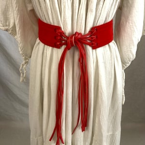 vintage 60s 70s red tassle corset belt butte knit fringe tie hippie boho style