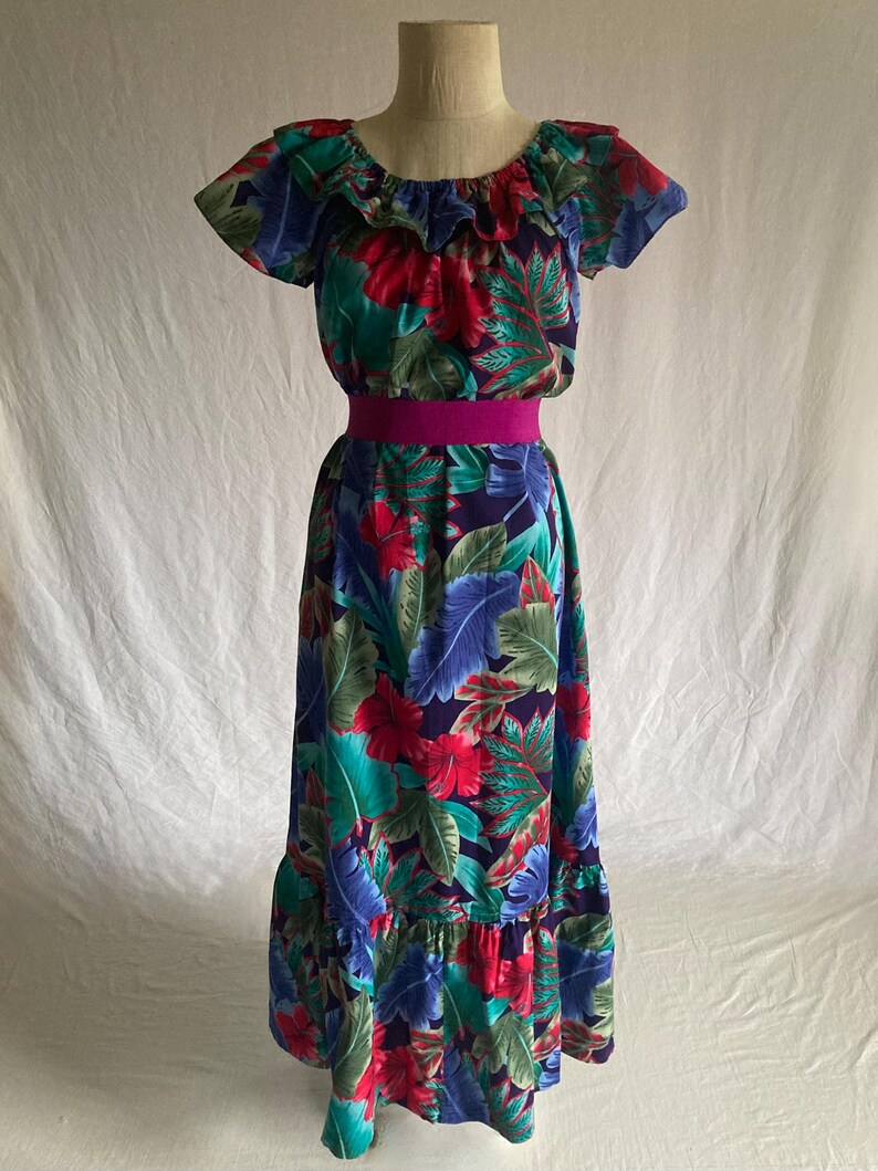 Vintage 90s Hilo Hattie Muumuu Hawaiian Original Hibiscus Print Dress ...