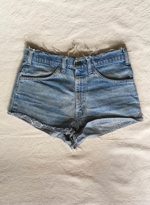 vintage 70s daisy dukes / 1970s denim cut off shorts … - Gem