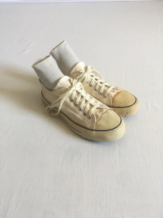 vintage 70s natural white canvas low top lace up … - image 1