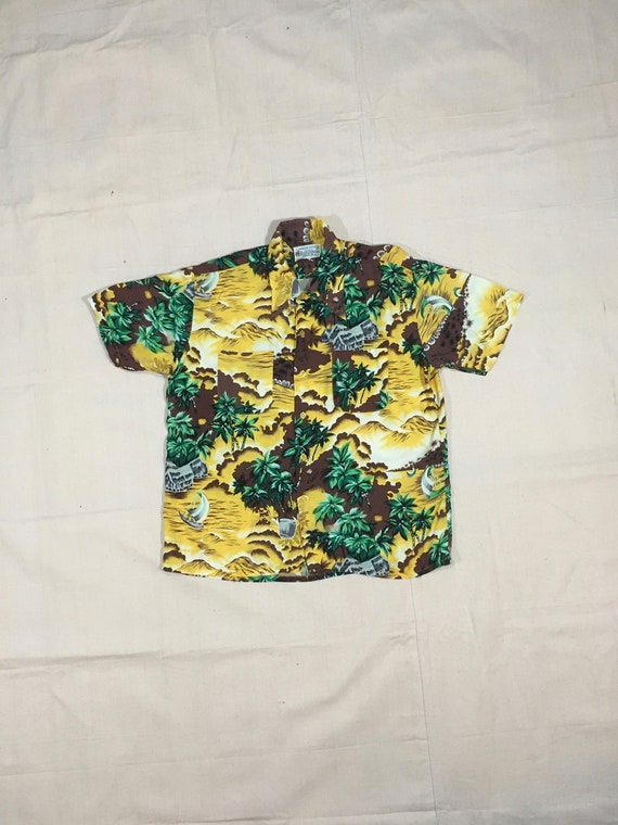 vintage 50s Kmart Hawaiian style rayon button up … - image 1