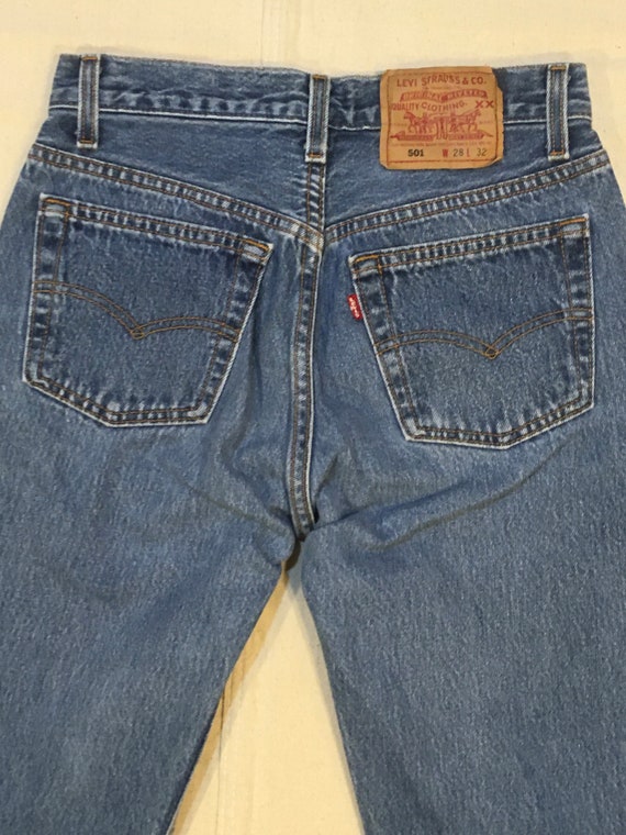 vintage 90s levis 501 made in USA blue jeans 27 x… - image 7