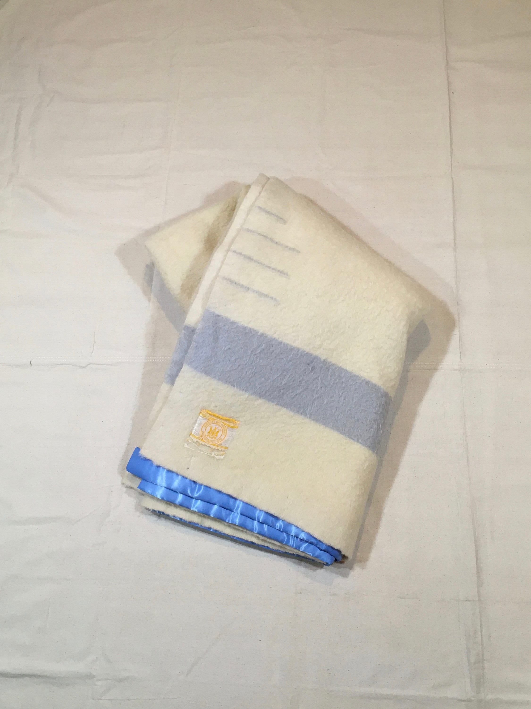 Vintage Hudson s Bay Company 3 1 2 Point Blue Stripe Wool Blanket Gold Label 64 X 79 Etsy Canada