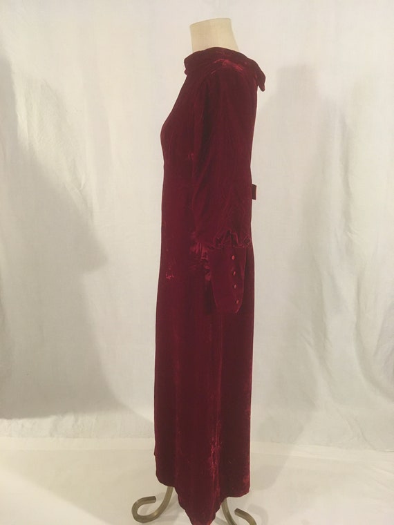vintage 60s crushed red velvet empire waist mutto… - image 8
