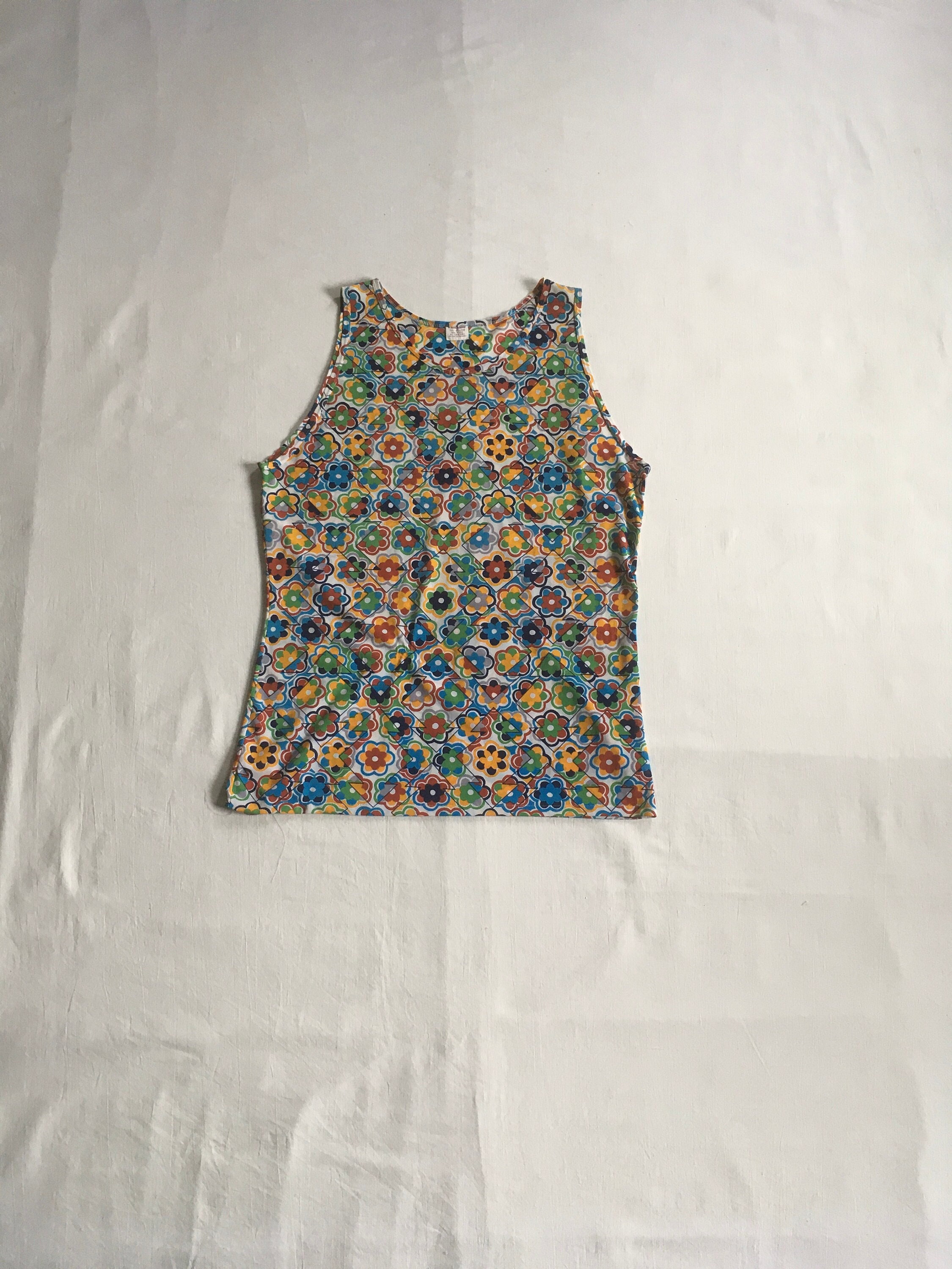 vintage 60s munsingwear tri color nylon novelty abstract floral op art print tank top sleeveless shirt 1960s hippie mod psychedelic style
