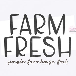 以下が含まれることがあります： 「FARM FRESH」と「simple farmhouse font」という文字が書かれた、黒と白の手書きのフォントデザイン。フォントはシンプルでカジュアルなスタイルです。