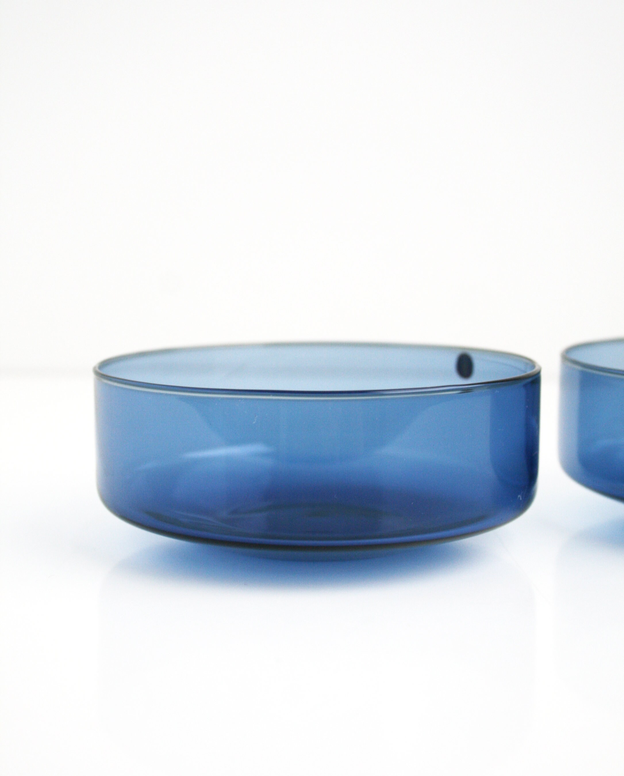 Timo Sarpaneva I-series Iittala Blue Glass 4 Low Bowl | Etsy