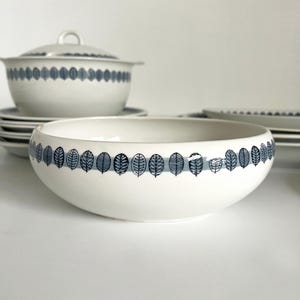 Arabia Finland Linnea Large Oval Vegetable Bowl Serving Mid