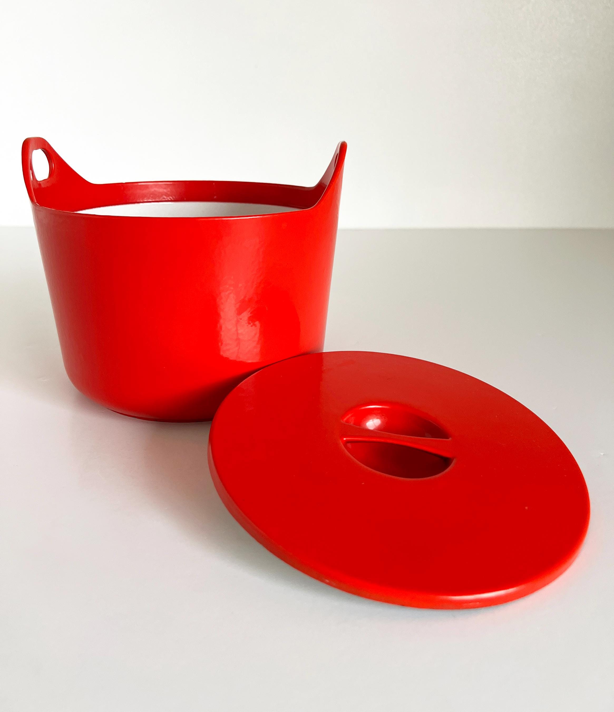 TIMO SARPANEVA 鍋 Sarpaneva Cast Iron Pot 3 l Iittala by Timo Sarpaneva, 1960 - The