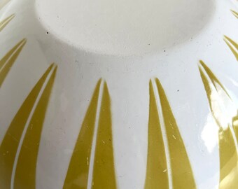 Cathrineholm Lotus Green White Enamel Bowl 11.25
