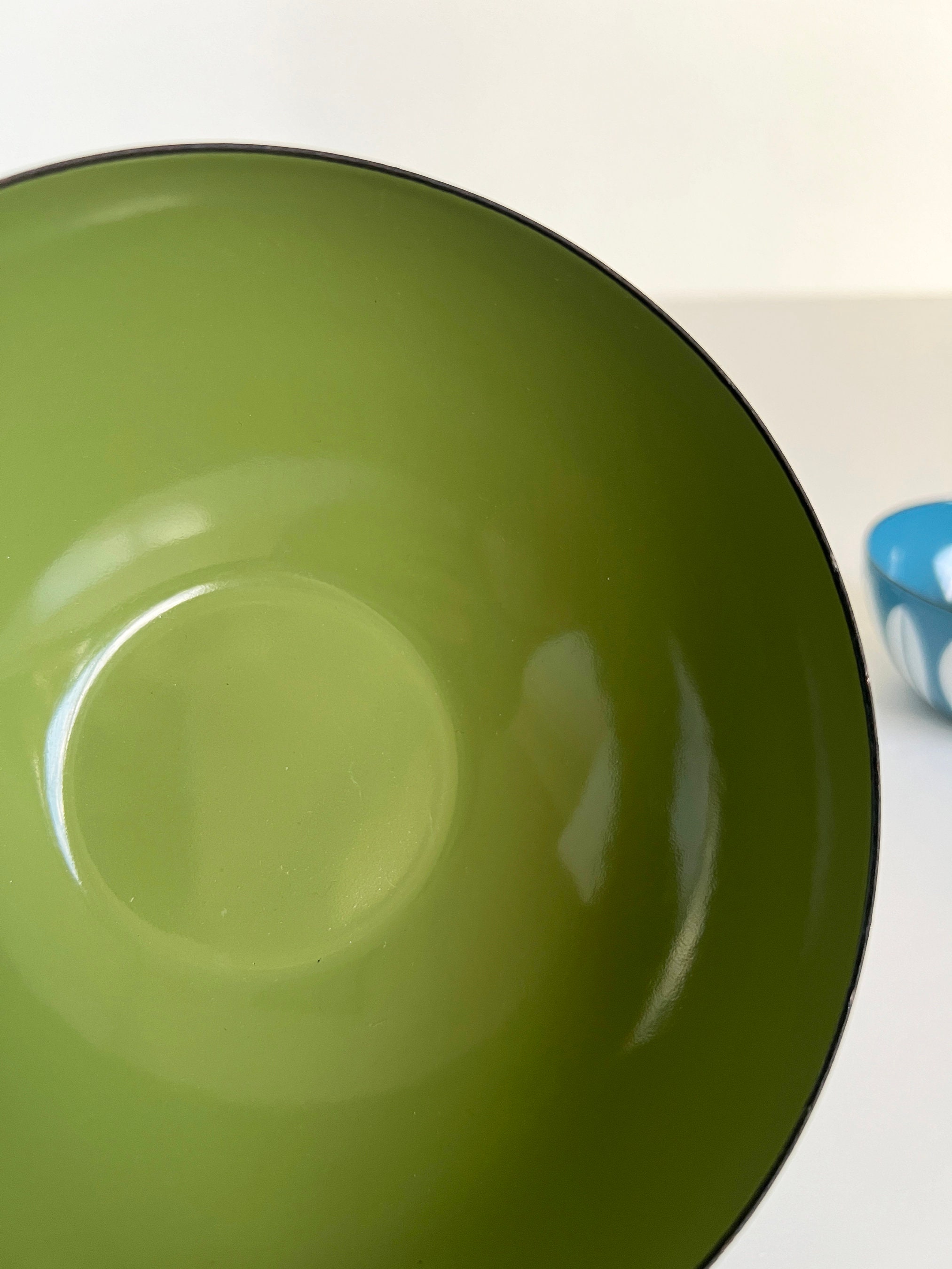 Cathrineholm Lotus Green White Enamel Bowl 5 5/8