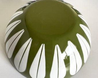 Cathrineholm Lotus Green White Enamel Bowl 5 5/8