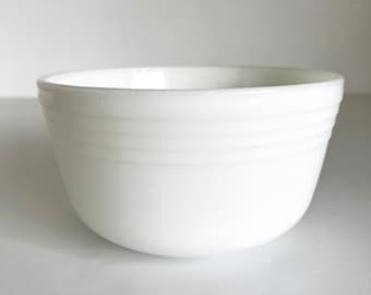 Vintage Pyrex White Milk Glass Mixing Bowl Hamilton Beach Mixer Bowl Bakeware