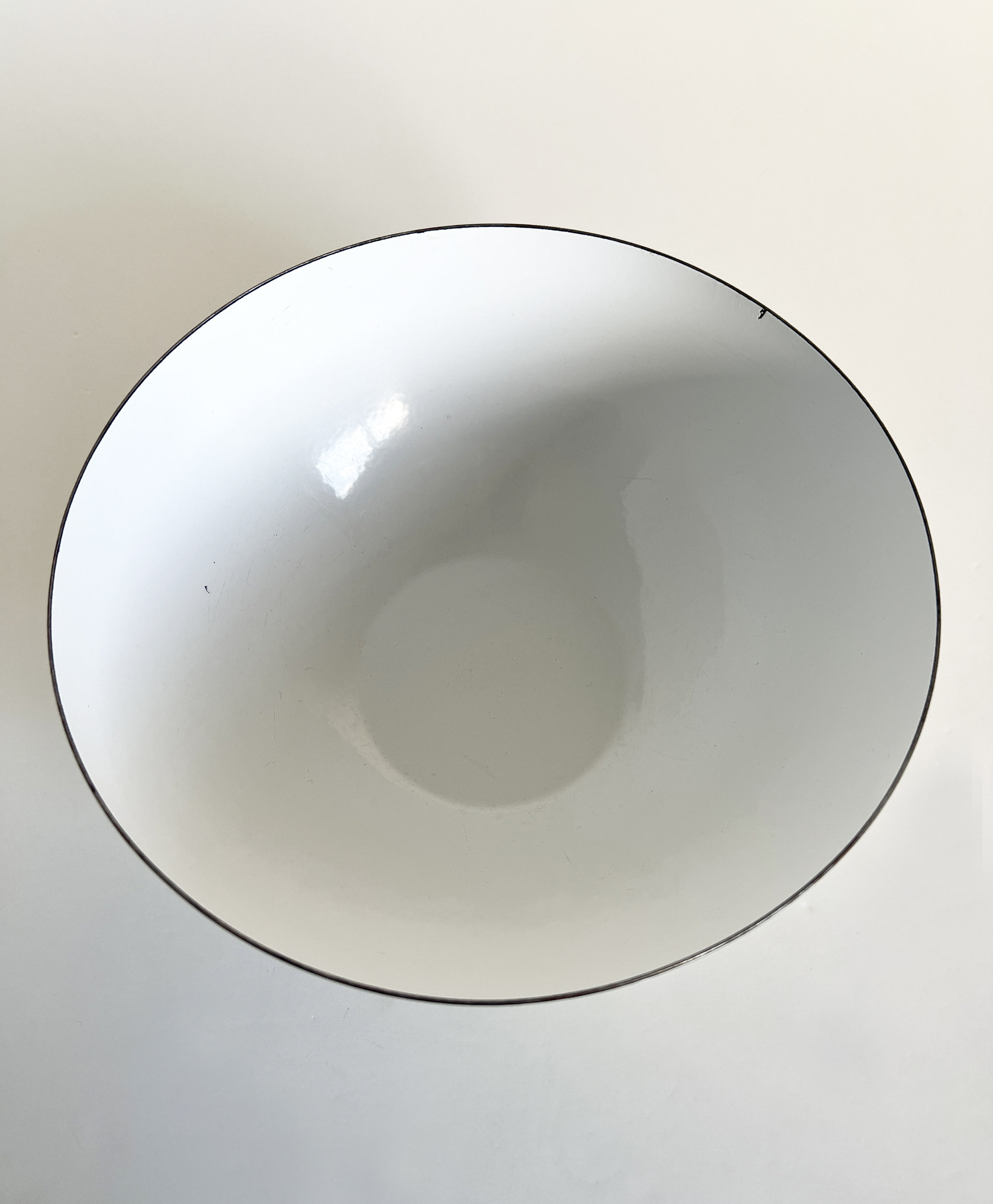 Cathrineholm Lotus Green White Enamel Bowl 11.25