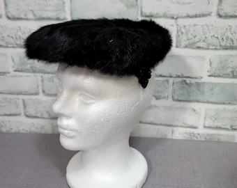Sombrero vintage de piel de visón negro de los años 50 y 60, tocado de invierno con halo peludo y lentejuelas laterales.