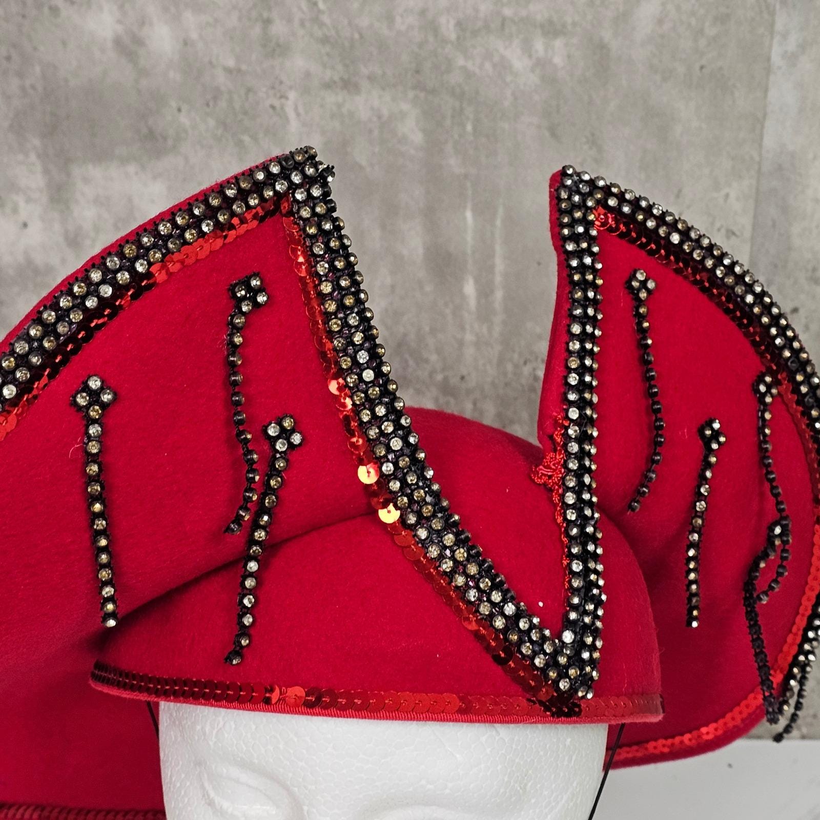 Red Statement Felt Hat‎ Rhinestone Embellished Unique Occasion Headwear Cosplay Red Rhinestone Luxury Festival Captain Hat Wedding Military  main image 4