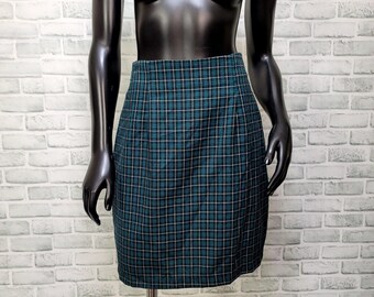 Vintage 90s All That Jazz Size M Green Black Plaid Mini Skirt Stretchy