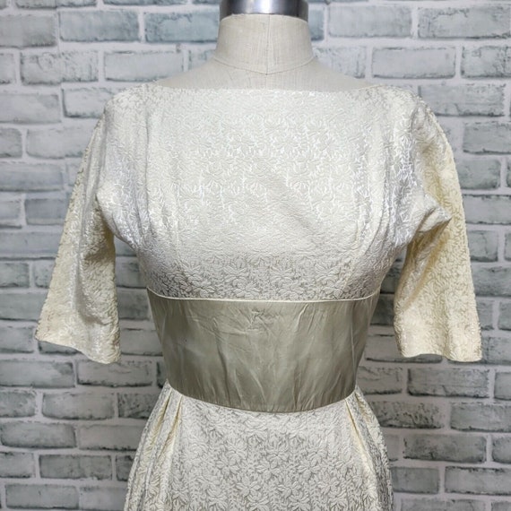 Vintage 60s Union Made XS Ivory Brocade Bateau Ne… - image 2