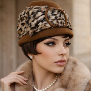 Vintage Marzi Firenze Cloche Hat Leopard Faux Fur Wool Felt Italy 60s Mod Vintage Marzi Firenze Cloche Hat Leopard Faux Fur Wool Felt  main image 4