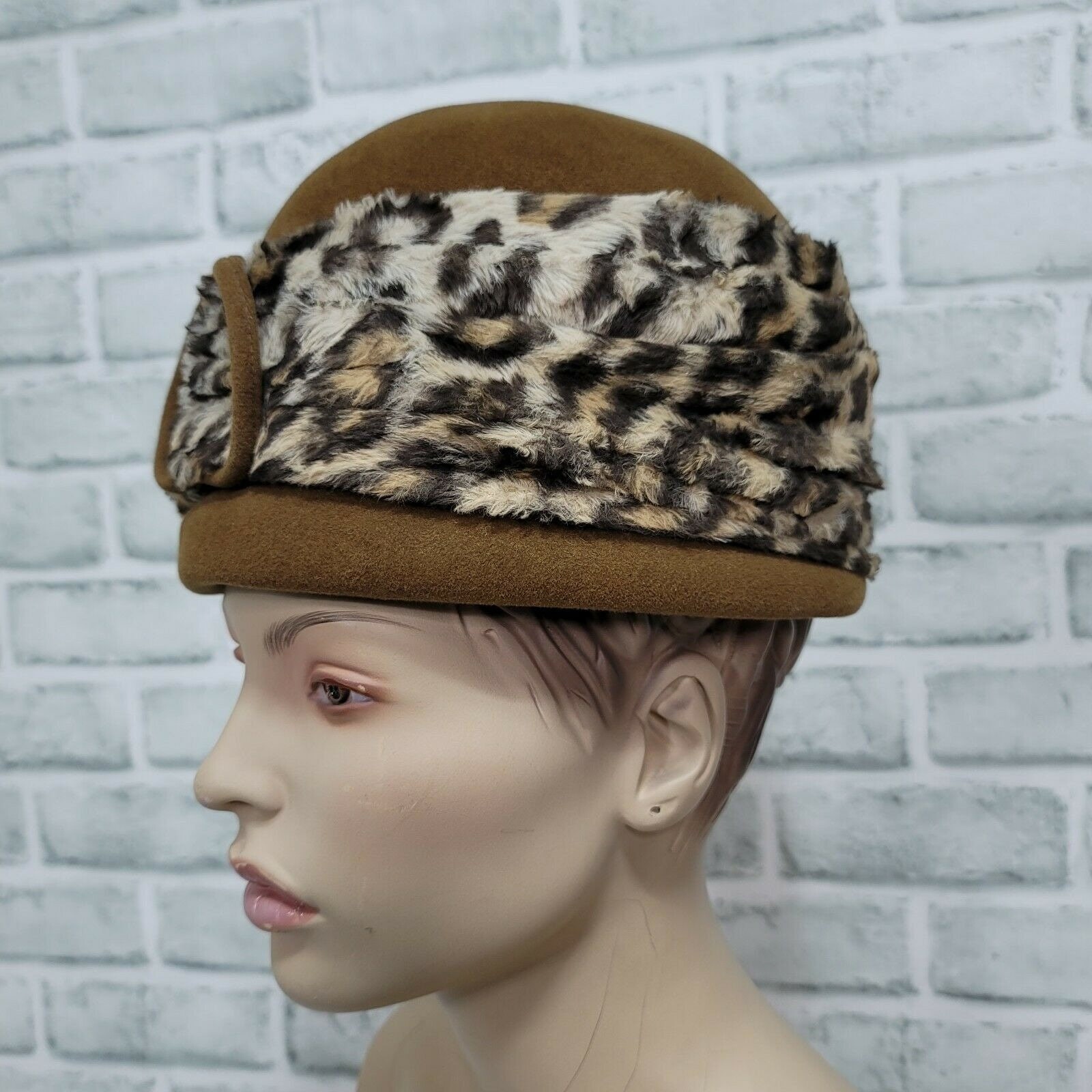 Vintage MARZI Firenze Designer Brown Felt Cloche Hat Faux 